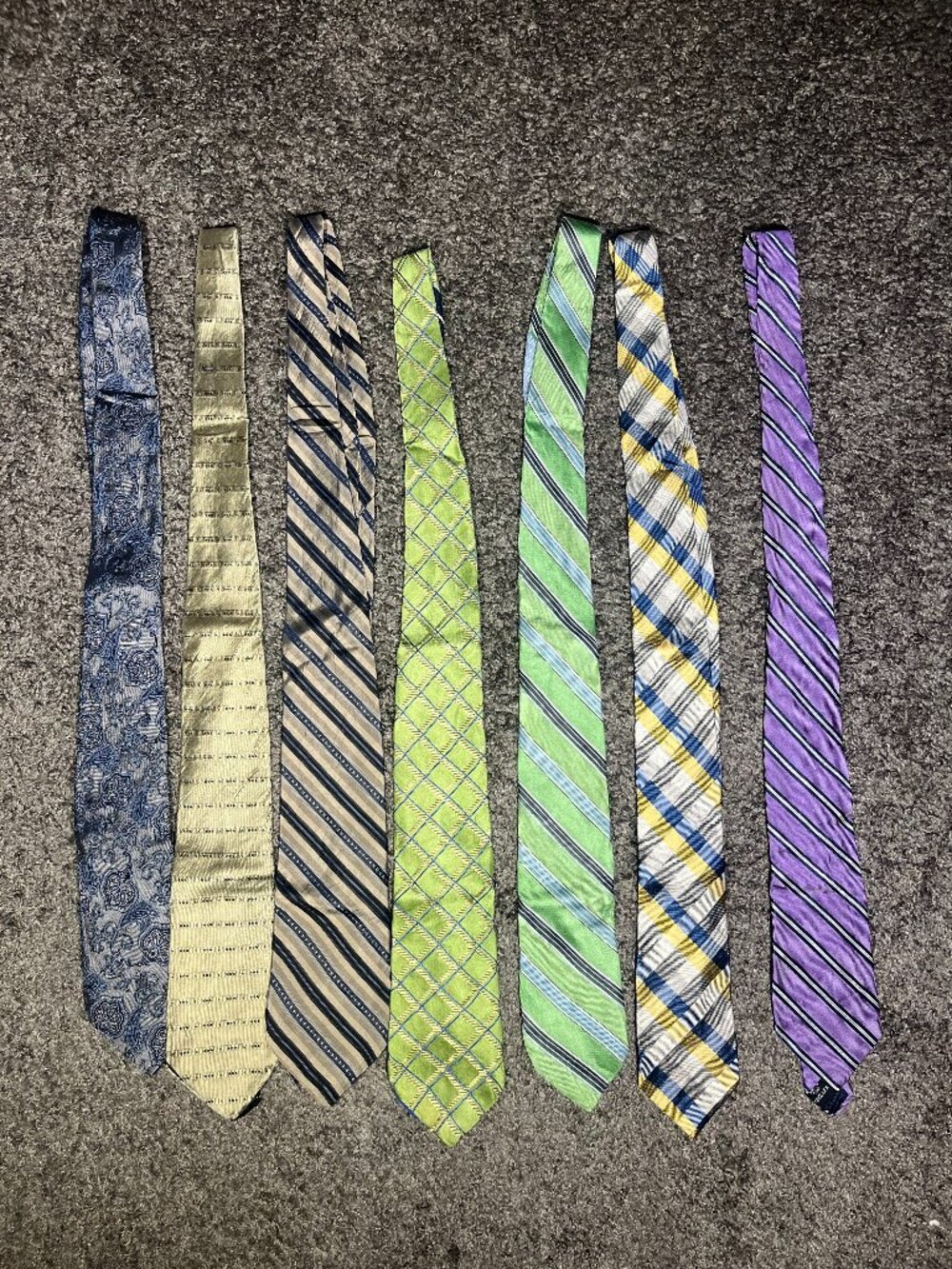 Silk Tie Lot 7 ties Fair Condition Great for Crafts